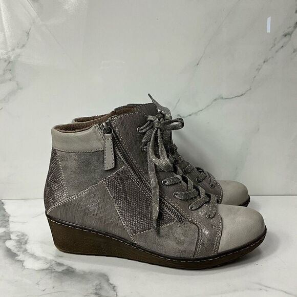 SPRING STEP Wedge Heel Ankle Booties - Picture 3 of 7